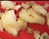Foto del paso 2 de la receta: Torta invertida de peras al microondas en 5 minutos facilísima