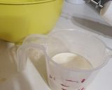 A picture of step 2 of Cup cakes.