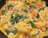 A picture of step 6 of Spanish omelet with spinach and cheese.