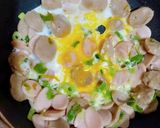 Foto langkah ke 2 dari resep Nasi Goreng Sosis Telor Bakso (sostelbak) #2.