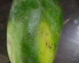 A picture of step 1 of Papaya Halwa.