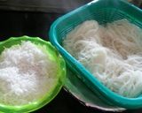 Foto langkah ke 2 dari resep Putu bihun manis legit.