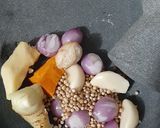 Foto langkah ke 1 dari resep Ayam Goreng.