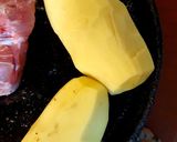 Foto del paso 2 de la receta: Medallones de cerdo con salsa de naranja y papas