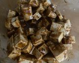 Une image de l'étape 1 de Tranches de tofu marinées et panées à l'asiatique.