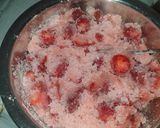 صورة لخطوة 2 من وصفة مربى الفريز 🍓🍓