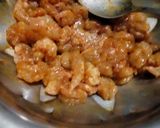 A picture of step 1 of Prawn gravy.
