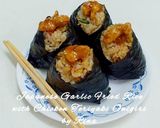 Gambar langkah 13 resipi Japanese Garlic Fried Rice with Chicken Teriyaki Onigiri by Rina.