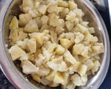 A picture of step 1 of Farali suki bhaji.