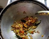 A picture of step 2 of Kande pohe.