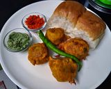 वडा पाव (vada pav recipe in marathi) रेसिपी स्टेप 4 फोटो