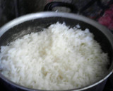 Foto del paso 3 de la receta: Arroz capeado con carne y queso