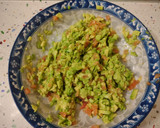 Foto del paso 6 de la receta: Aguacates rellenos de Guacamole y cherrys asados