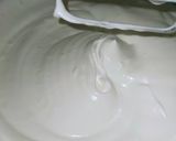 Foto langkah ke 2 dari resep Bolu Jadul Putih Telur.