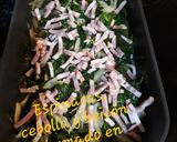 Foto del paso 3 de la receta Espinacas, cebolla y bacon ahumado en papillote