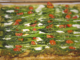 Hojaldre de espárragos y pesto