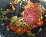 Foto del paso 4 de la receta: Albóndigas de picadillo de res en salsa