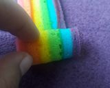 Foto langkah ke 6 dari resep Rainbow Mini Roll.