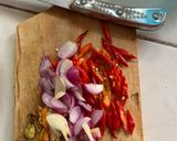 Foto langkah ke 2 dari resep Tumis sontong pedas.