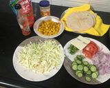 टॉर्टिला पनीर रैप (tortilla paneer wrap recipe in Hindi) रेसिपी चरण 10 फोटो