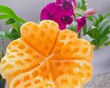 Hình bước làm 4 của món Bánh Kẹp Truyền Thống Miền Tây Hình Trái Tim