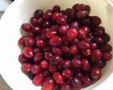 Une image de l'étape 1 de Tarte aux cranberries fraîches et citron jaune de Sicile.