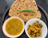 तिकोना पराठा(tikona paratha recipe in hindi) रेसिपी चरण 3 फोटो