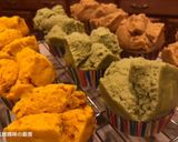 A picture of step 11 of Three Types of Prosperity Steamed Cakes (Fa Gao) for the Year of the Ox.