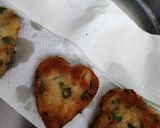 A picture of step 4 of Vegetable Cutlets.