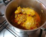 Foto del paso 2 de la receta: Pollo estofado lento con champiñones y pimiento