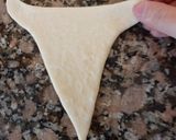 Foto del paso 8 de la receta: Medialunas de manteca