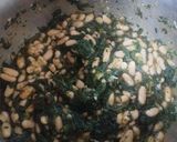 Foto del paso 4 de la receta: Alubias refritas con espinacas