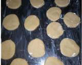 Cardamon filled jam cookies recipe step 4 photo