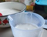 Foto langkah ke 2 dari resep Kue Talam Ubi Madu.
