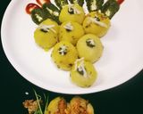 A picture of step 7 of Stuffed sooji balls.