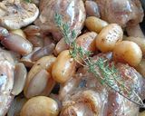 Foto del paso 11 de la receta: Codillo al horno con patatas y escalonias glaseadas