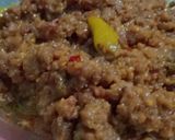 A picture of step 5 of Dhowan Qeema Dahi.