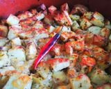 A picture of step 5 of Fragrant Roasted Potatoes with Melted Cheddar Cheese (Vegetarian).