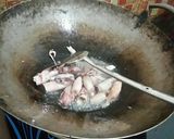 Foto langkah ke 1 dari resep Cumi asin cabe hijau a la Tuchy.