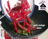 A picture of step 3 of Spicy chillie.