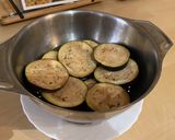 Foto del paso 1 de la receta: Medias lunas de berenjena