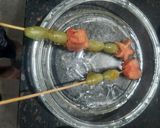 A picture of step 4 of Watermelon and grapes tenghulu.
