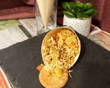 A picture of step 2 of Chatpati Chowpatty Bhel.