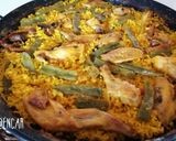 A picture of step 9 of Paella Valenciana.