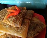 Foto langkah ke 5 dari resep Lumpia Bihun Tahu Kari Pedas.