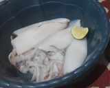 Foto langkah ke 1 dari resep Gulai Cumi Isi Tahu.