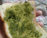 A picture of step 4 of Toast Sandwich.