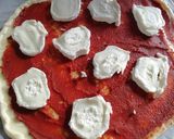 Une image de l'étape 2 de Pizza chèvre - miel.