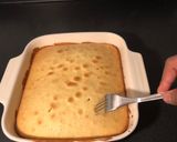 A picture of step 4 of Tres leches.