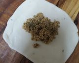 A picture of step 2 of Qeema kachori.